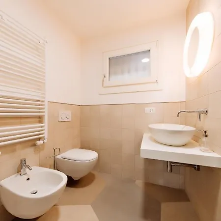 Luxury Loft Castello アパート *